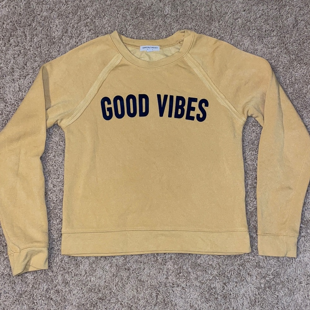 XS cropped sweat shirt, brand is grayson/threads, color yellow.